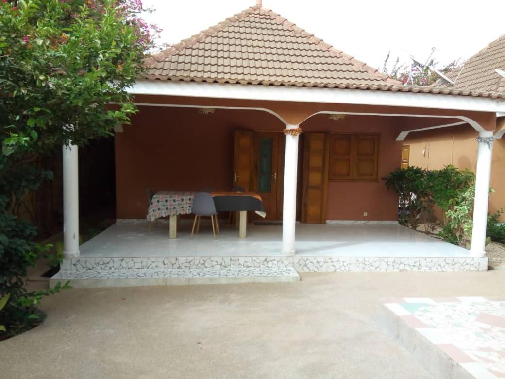 Chez Coumba Et Daniel Bed and Breakfast Saly Portudal Εξωτερικό φωτογραφία